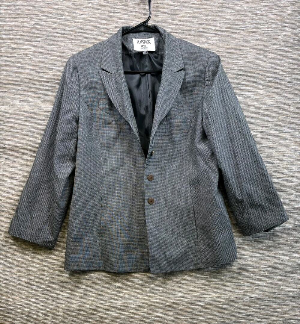 Kasper Blazer Jacket Womens Size 10P Gray Single Breasted 3 Button Casual Career